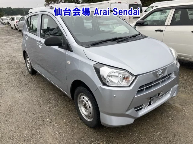 Daihatsu Mira e:S LA350S 2021